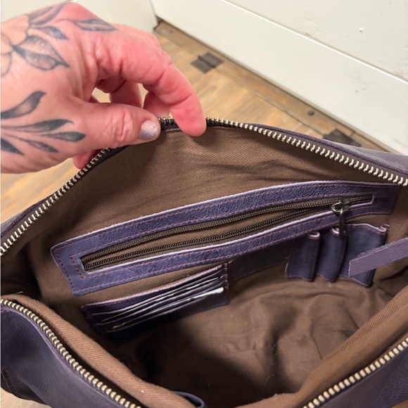 Latico Dark Purple Leather Callie Shoulder Bag - Picture 4 of 6